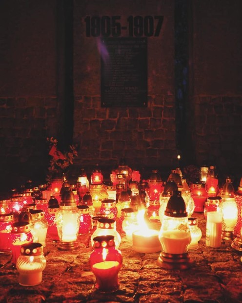 Zaduszki rewolucyjne 2018 - cmentarz komunalny Doły, mogiła bojowców PPS