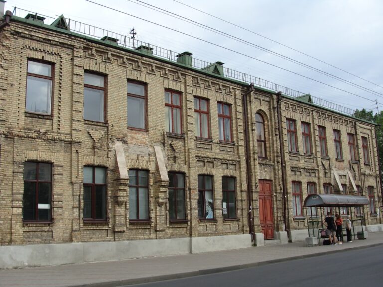 Najstarsze łódzkie fabryki – historia przemysłu regionu